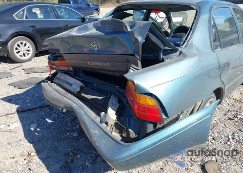 1995 Toyota Corolla z USA, uszkodzony, nr VIN 2T1AE04BXSC073581